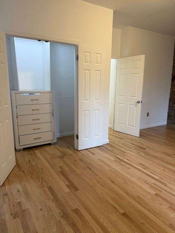 1744 Weeks Avenue ##2 - Photo 6 of 17