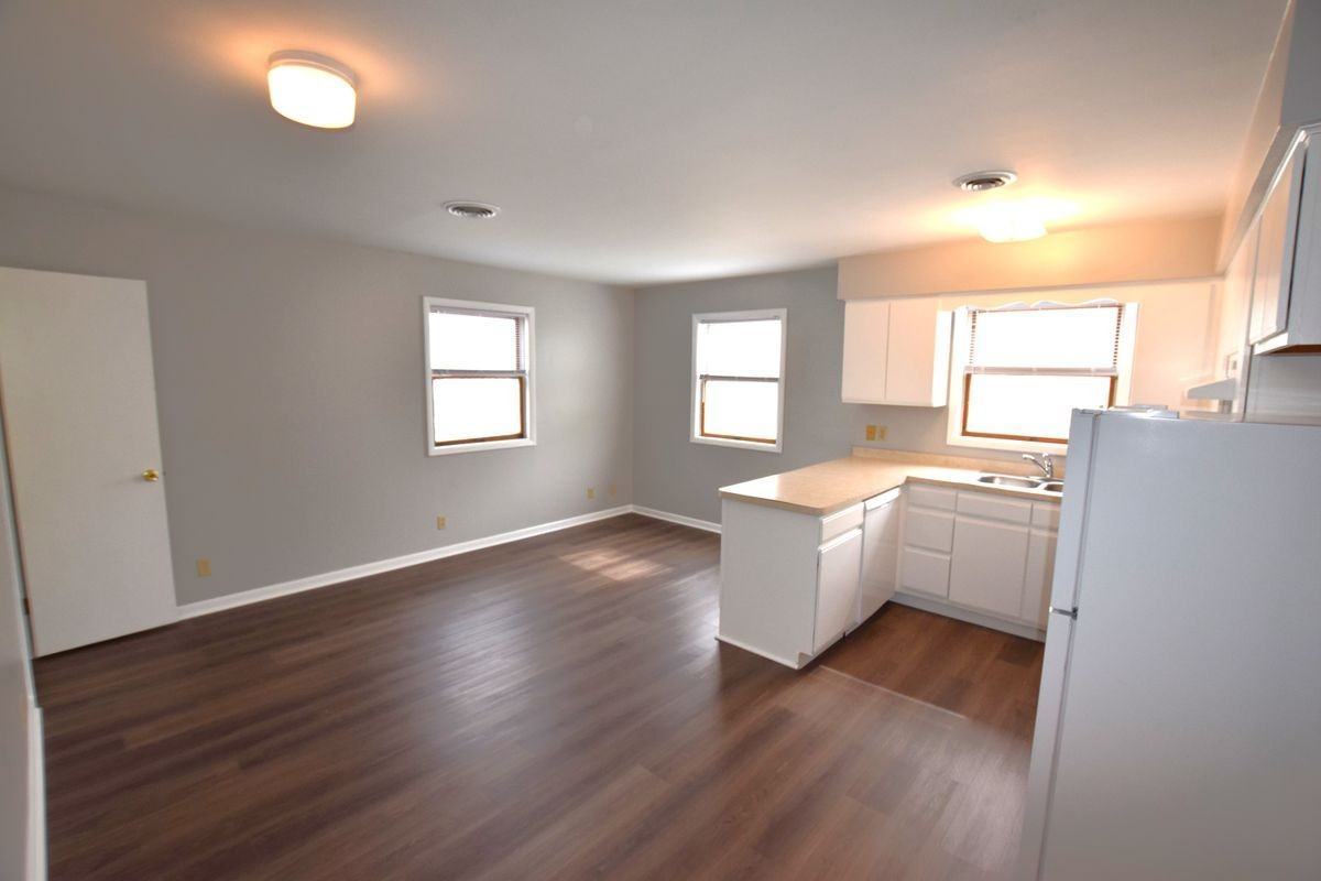 13 Southeast 2nd Street ##B - Photo 3 of 8