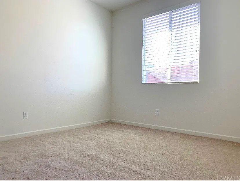 29430 Outfield - Photo 7 of 27