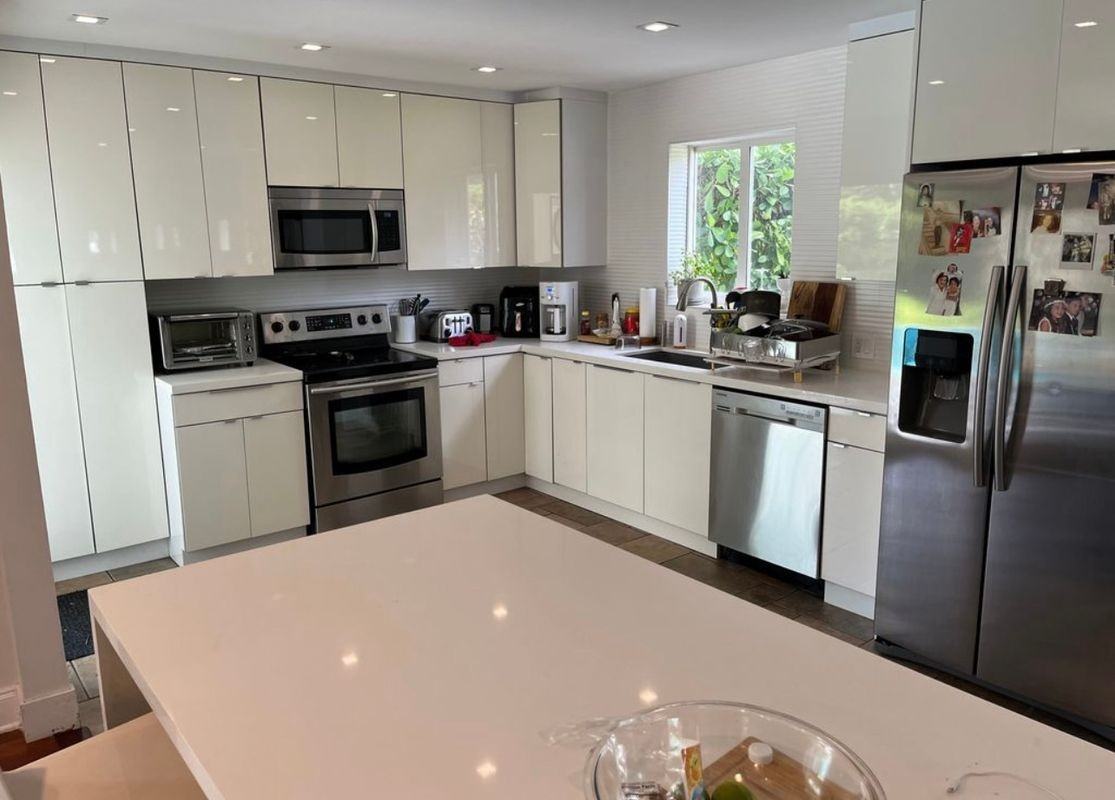 7300 Southwest 84th Court - Photo 6 of 10