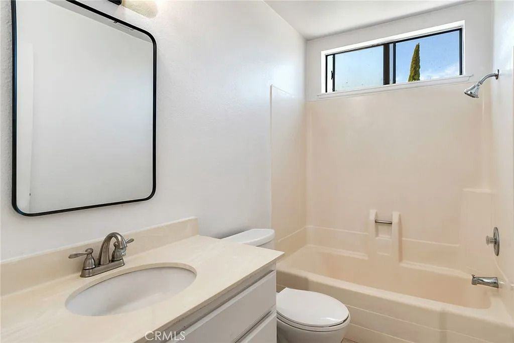 2767 Attenborough Place - Photo 7 of 27