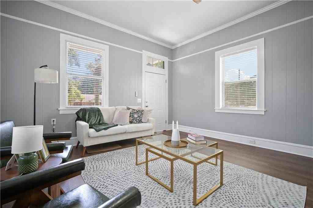 354 South Dearborn Street - Photo 5 of 24