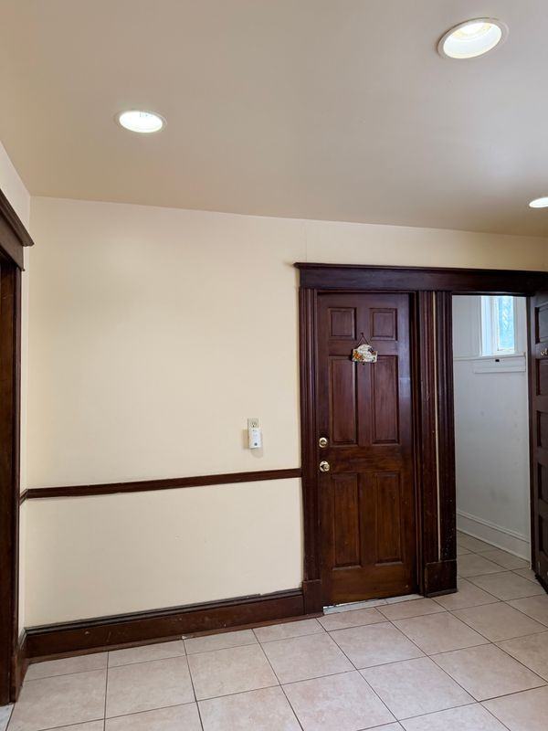 90 Woodlawn Avenue - Photo 5 of 11