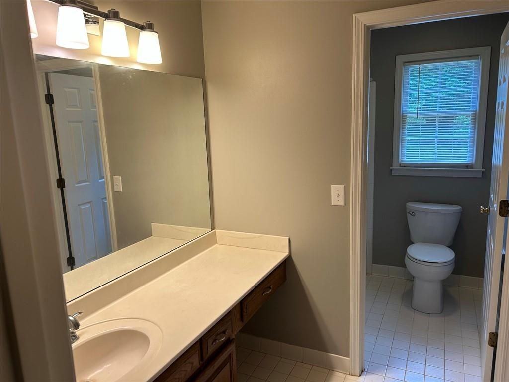 490 Sherman Oaks Way - Photo 7 of 16