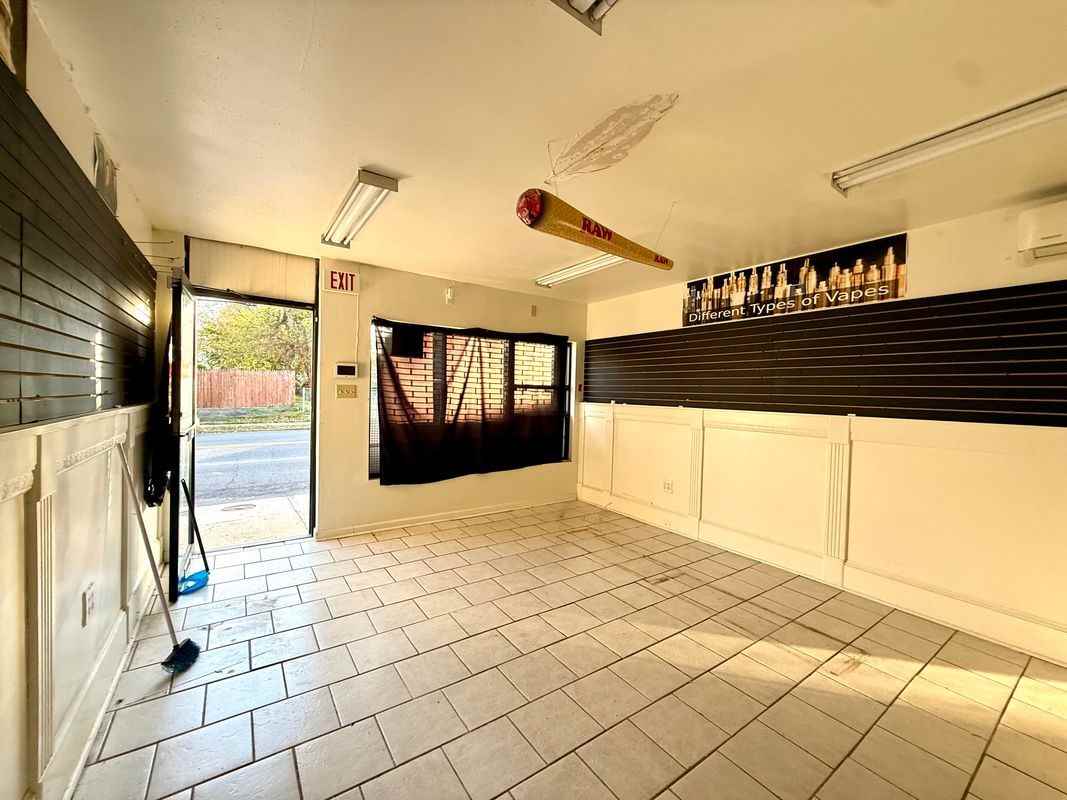 1227 Asbury Avenue - Photo 3 of 6