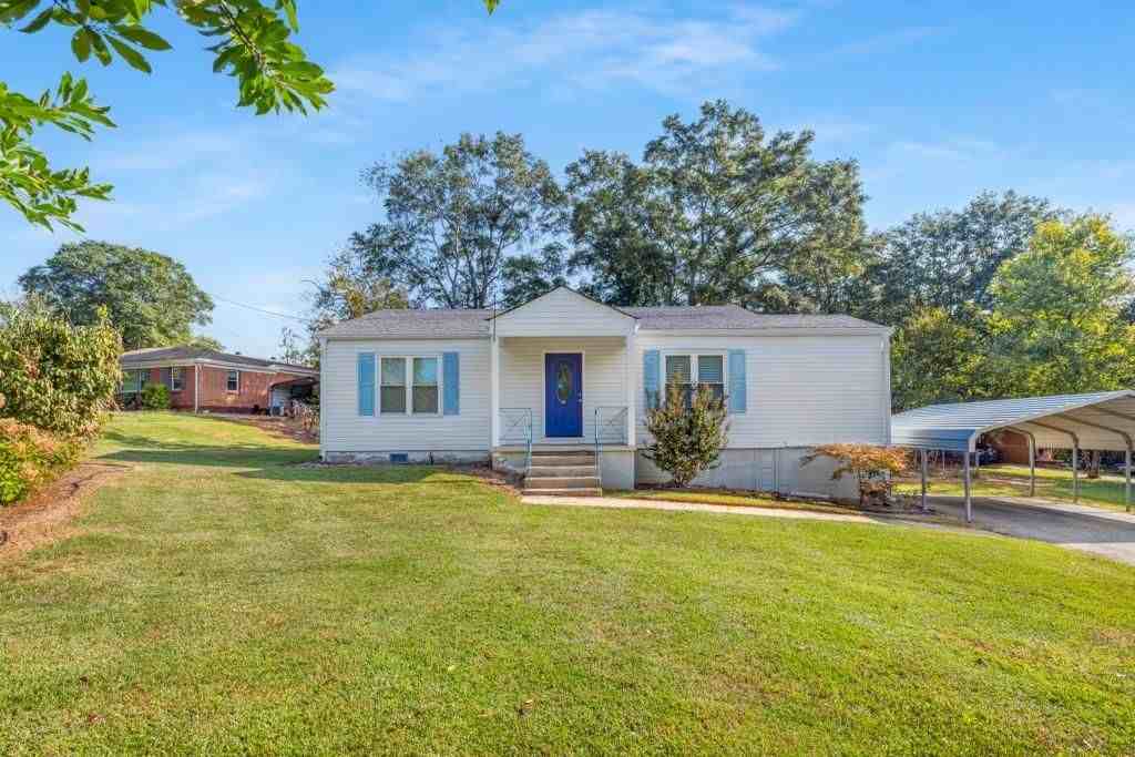 1801 Crestridge Drive Southeast - Photo 6 of 50