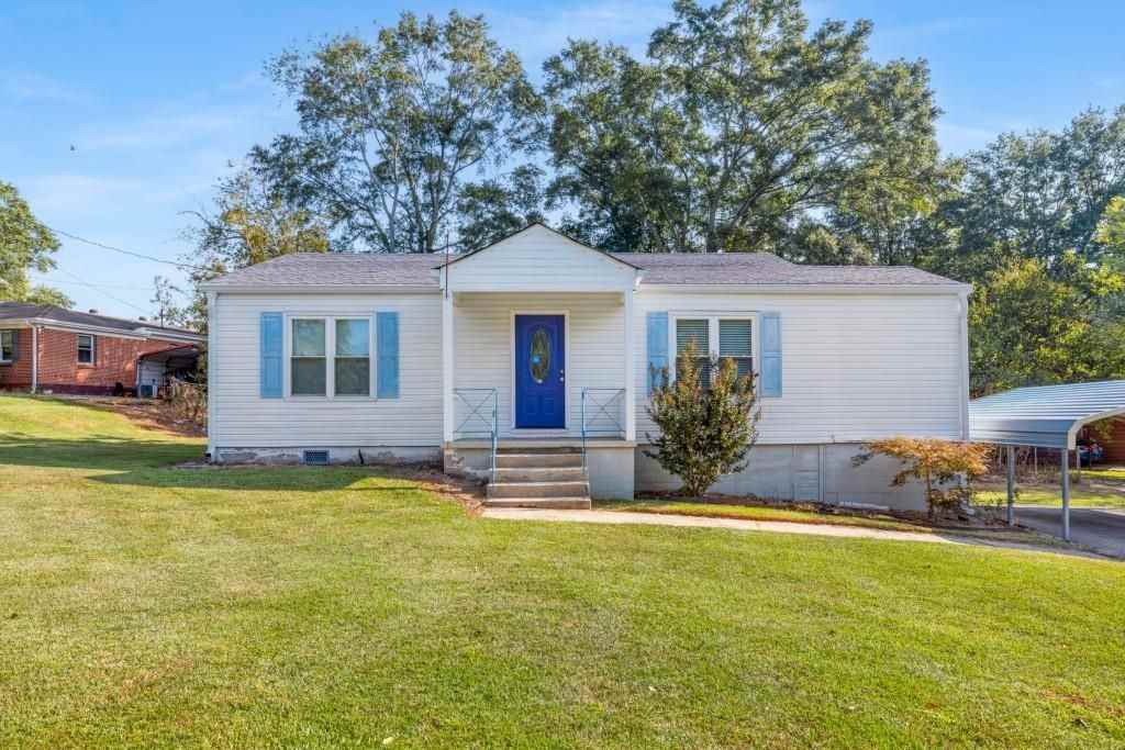 1801 Crestridge Drive Southeast - Photo 7 of 50