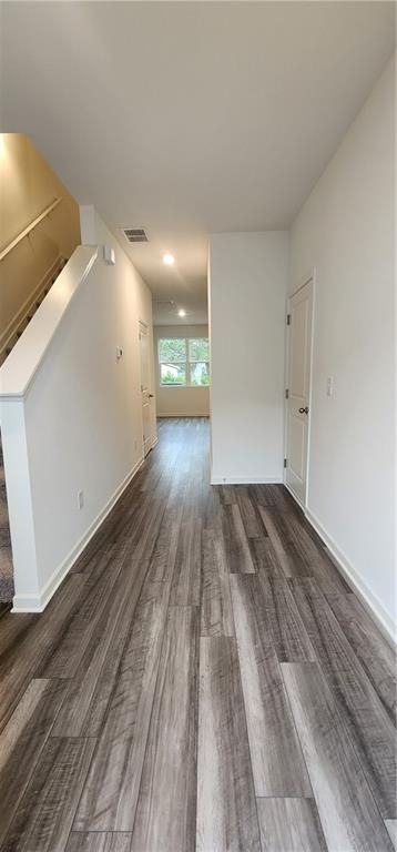 303 Hynes Dr - Photo 7 of 29