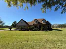 featured image of 5828 Avenue P