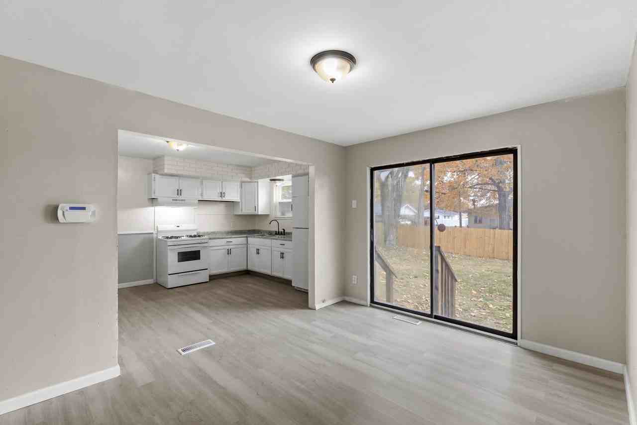 2770 Benne Dr - Photo 7 of 22