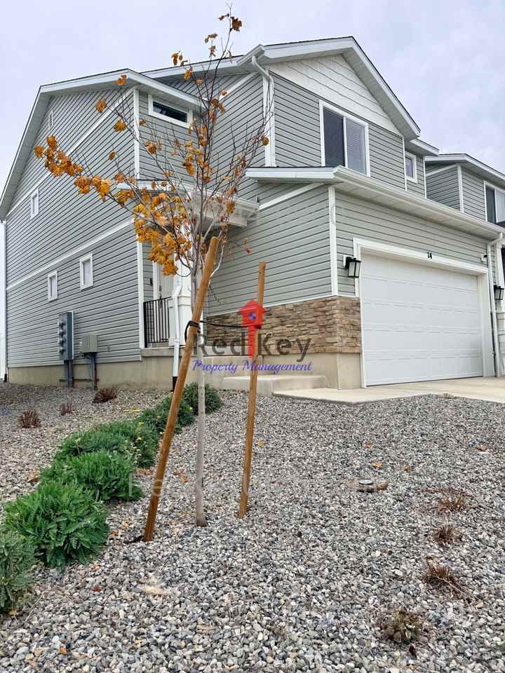 14 N Wayne Way - Photo 2 of 24