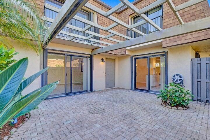 3134 Southwest 20th Terrace - Photo 7 of 8