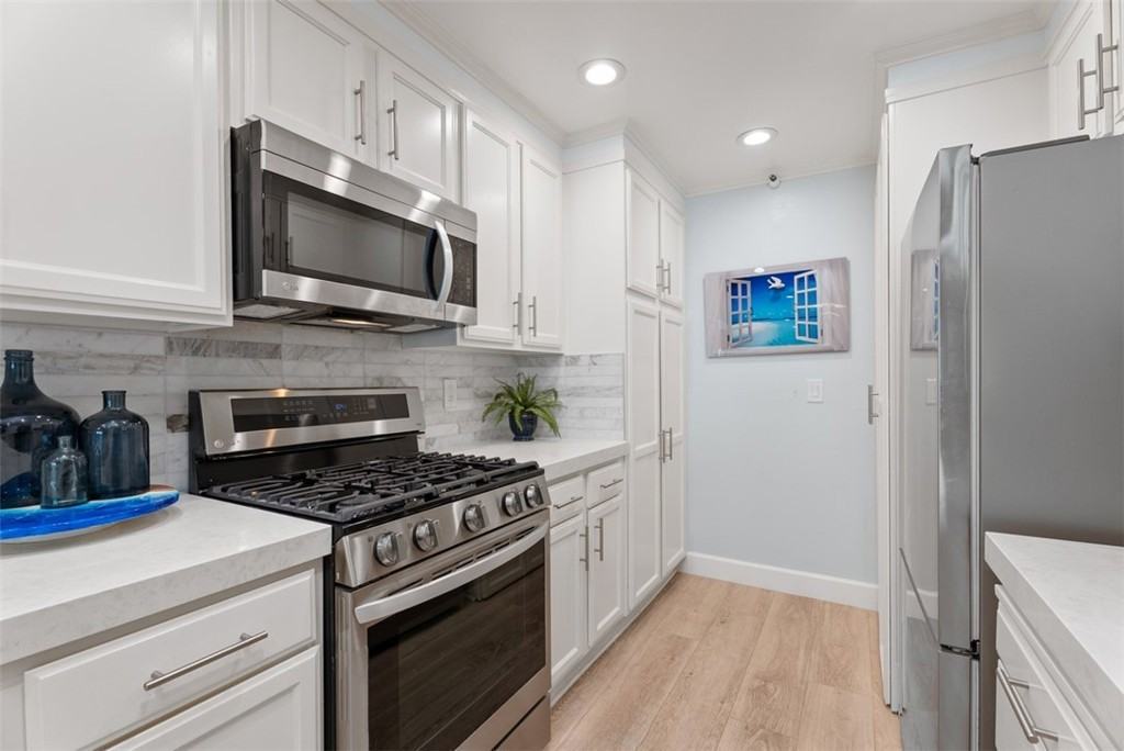 260 Cagney Ln - Photo 5 of 16