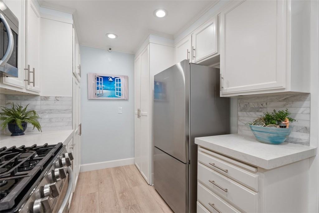 260 Cagney Ln - Photo 6 of 16