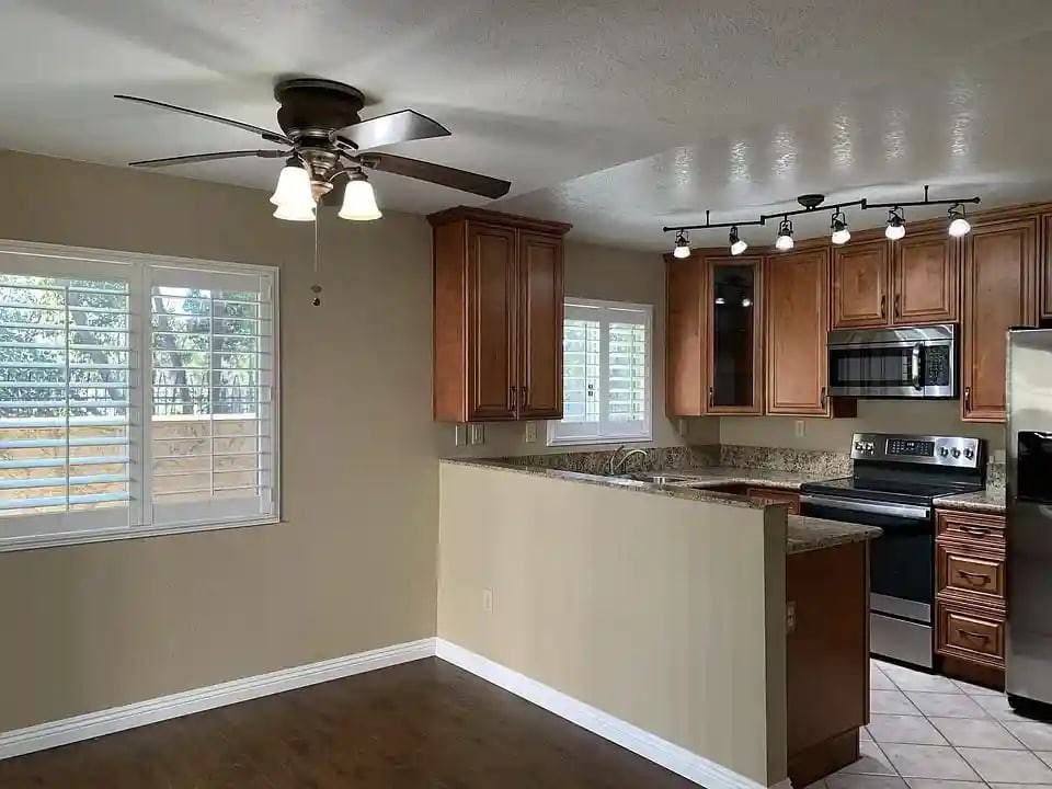 11325 Avenida De Los Lobos - Photo 3 of 4