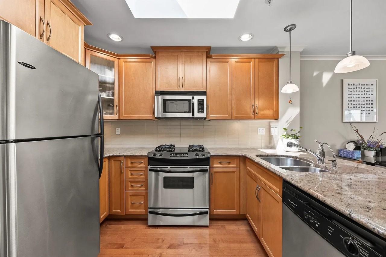 2103 W 45th Ave #401 - Photo 4 of 22