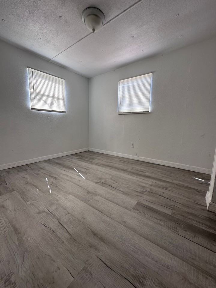 37021 Tucker Rd #23 - Photo 7 of 12