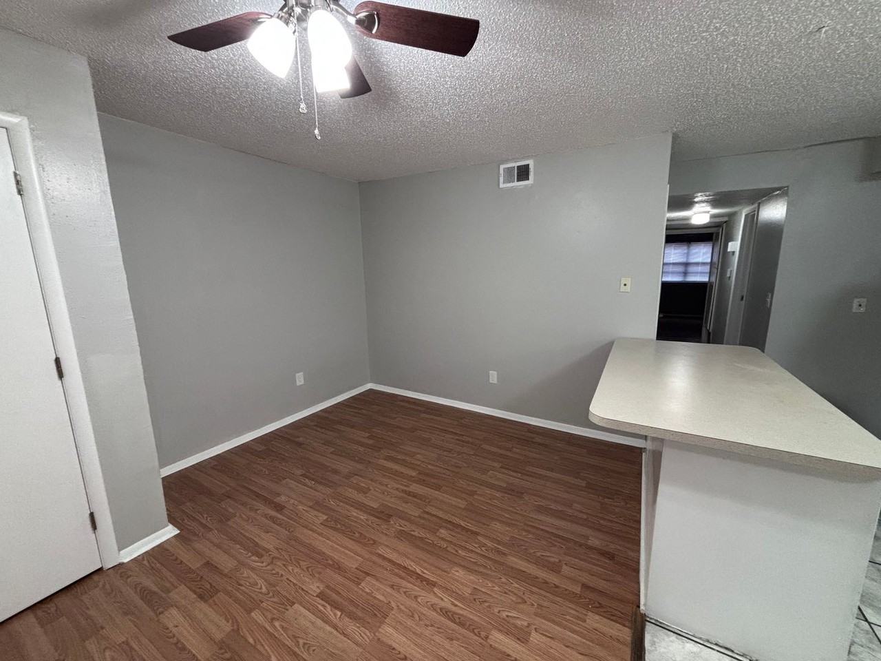 320 East Edwards Street #6 - Photo 6 of 15