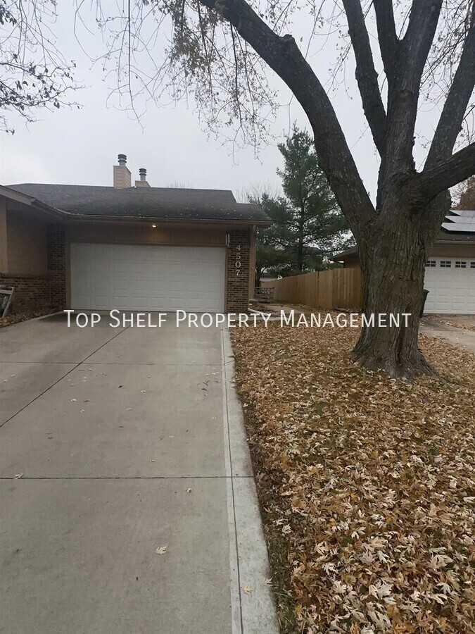 4507 50th Street - Photo 2 of 14