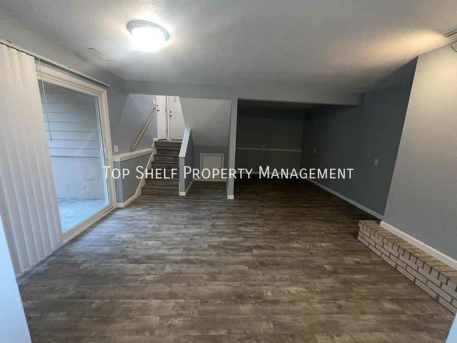 4507 50th Street - Photo 3 of 14
