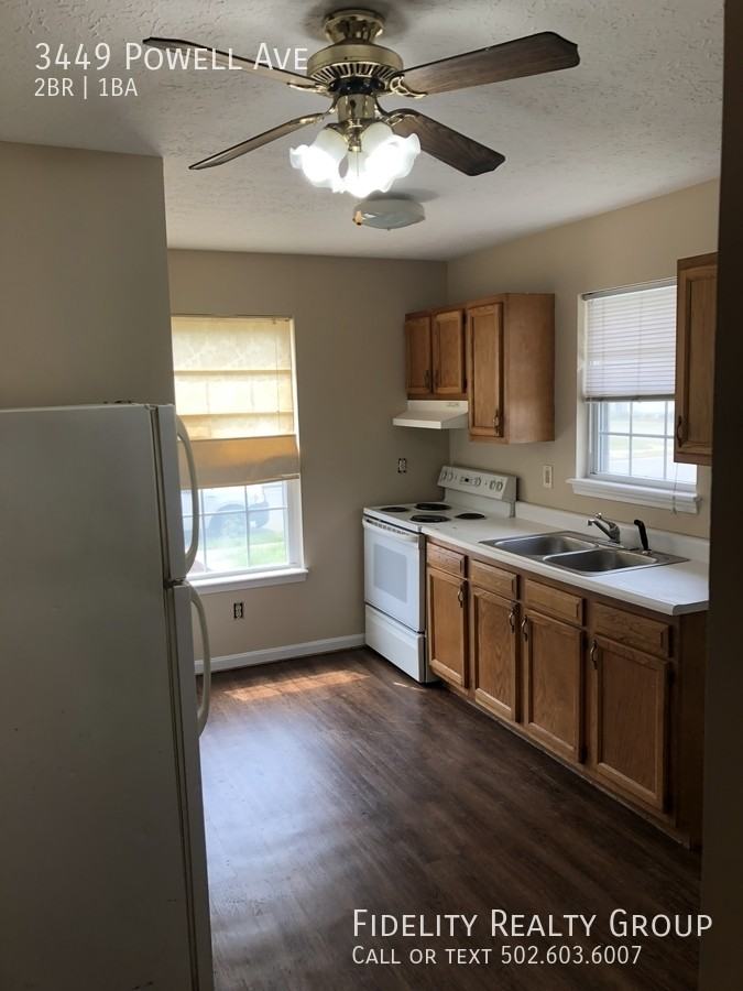 3449 Powell Avenue - Photo 3 of 16