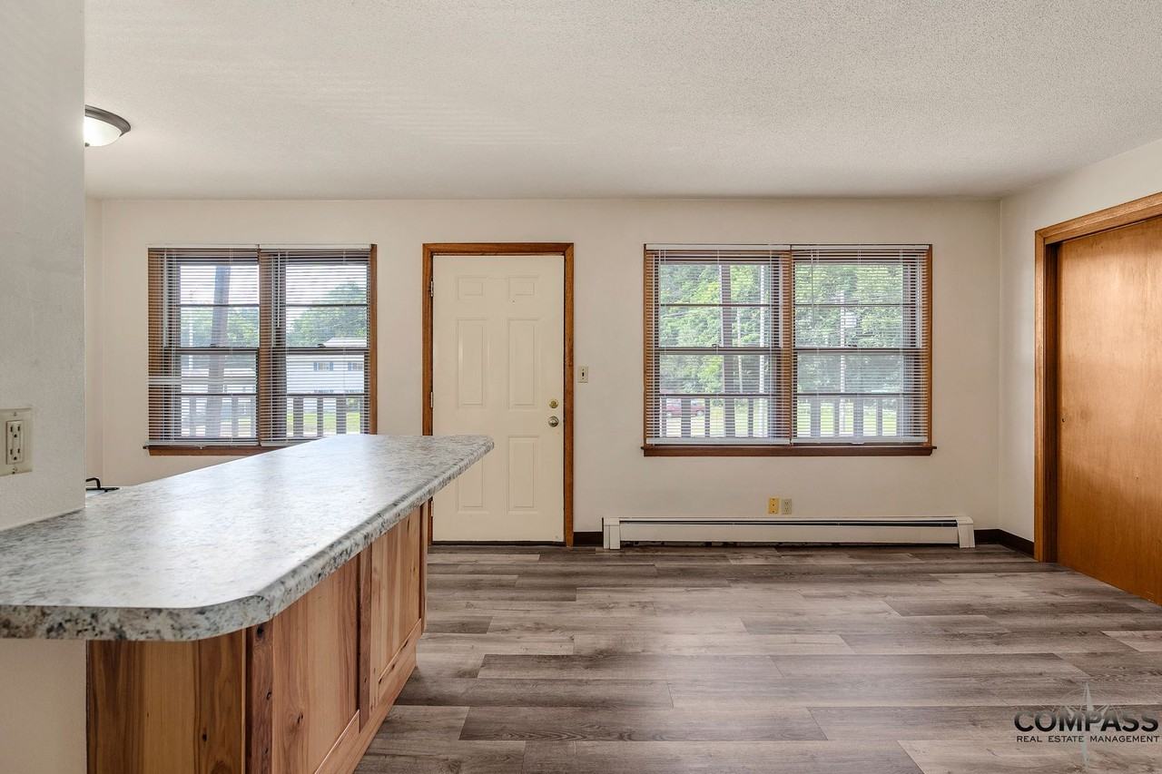 GREAT DOWNTOWN STUDIO - Photo 5 of 20