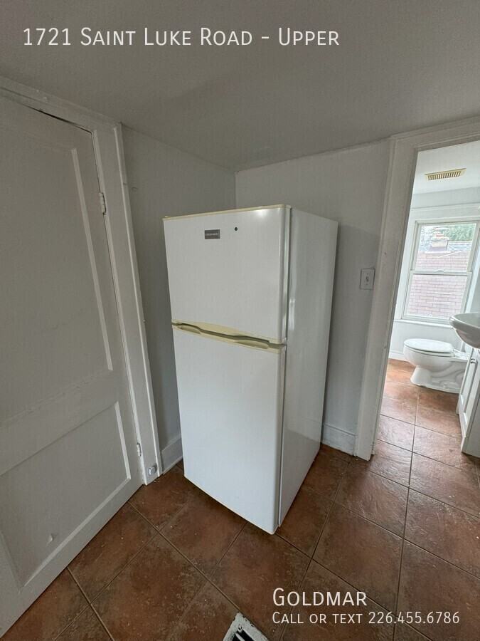 1721 St. Luke Road - Photo 3 of 9