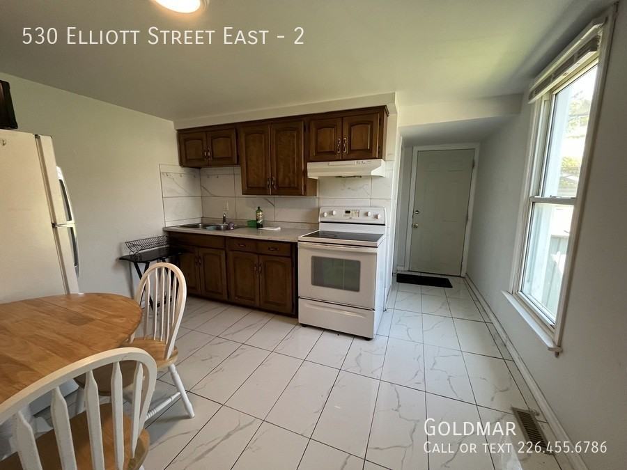 530 Elliott Street East #2 - Photo 7 of 11