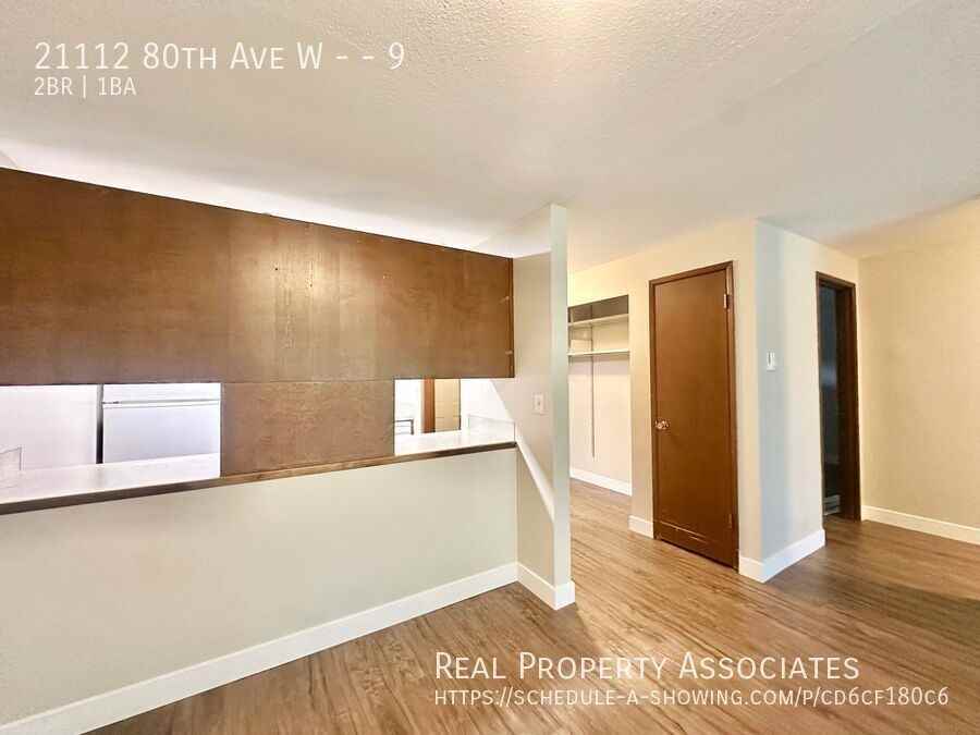 21112 80th Ave W #9 - Photo 5 of 28