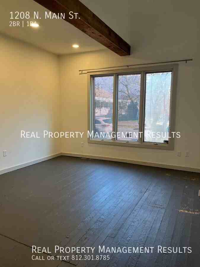 1208 North Main Street - Photo 3 of 15