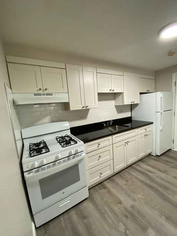 Stevens Street Apartments - Photo 5 of 36