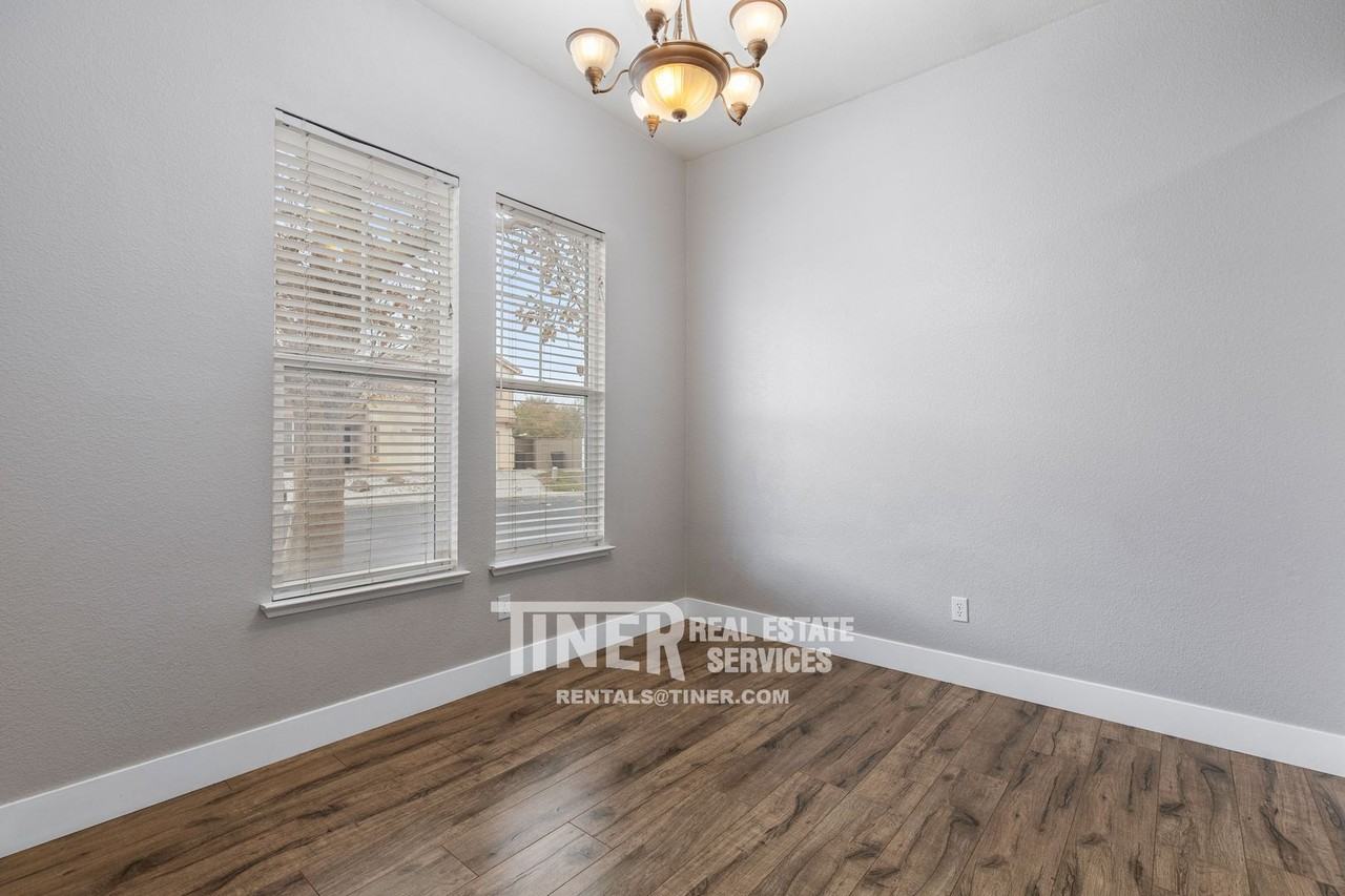 1981 Amber Fields Way - Photo 3 of 26