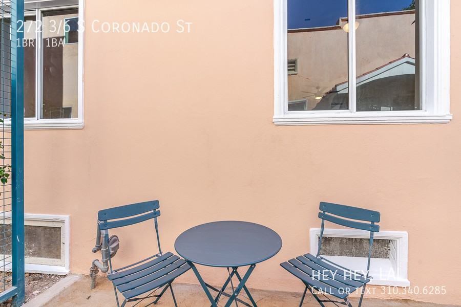 272 South Coronado Street - Photo 5 of 23