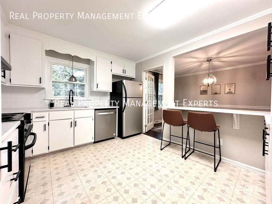 3311 Tyrone Drive - Photo 3 of 22