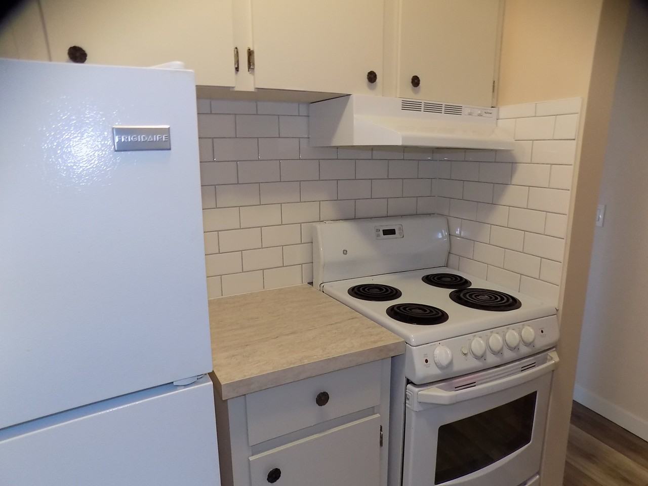 322 6 Avenue NE #22 - Photo 6 of 10