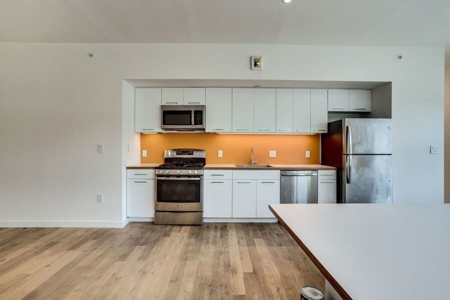 1932 9th St Nw #303 - Photo 6 of 44