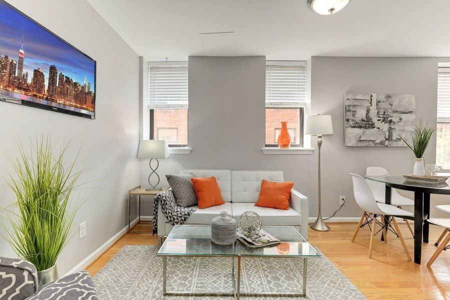 1436 Meridian Pl Nw #304 - Photo 2 of 23