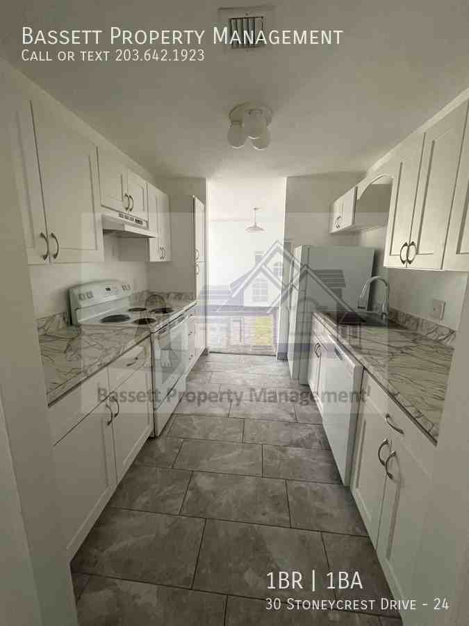 30 Stoneycrest Dr - Photo 6 of 22