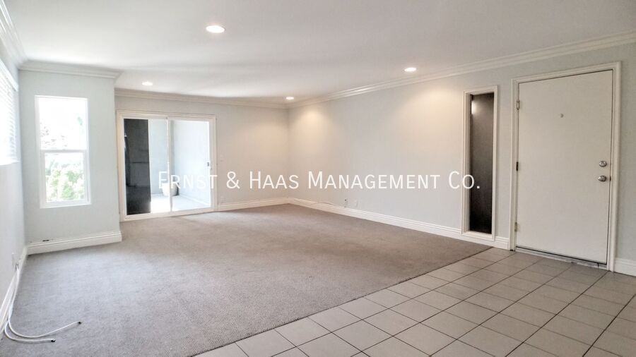 1401 E 3rd St #07 - Photo 3 of 21