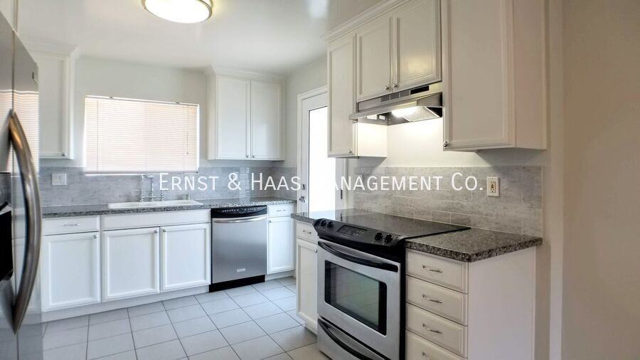 1401 E 3rd St #07 - Photo 6 of 21