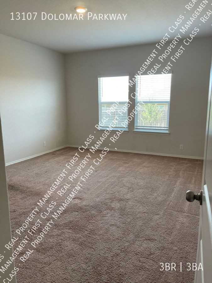 13107 Dolomar Pkwy - Photo 6 of 17