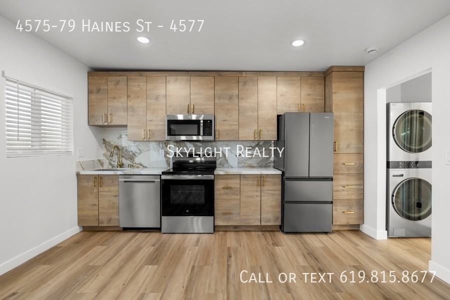 4575 Haines Street #4577