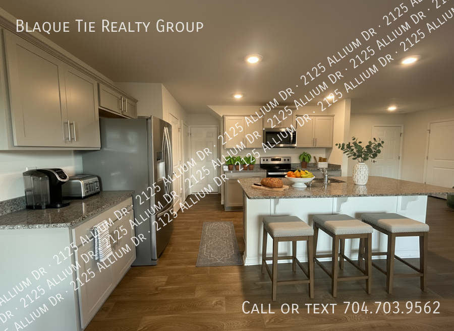 2125 Allium Dr - Photo 2 of 12