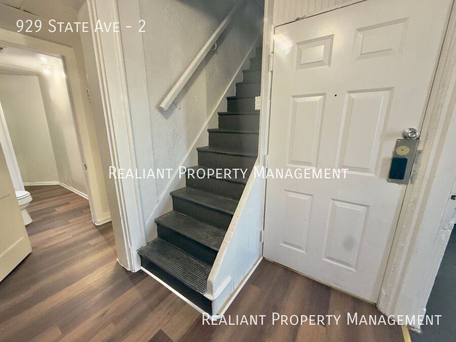 929 State Ave #2 - Photo 2 of 16