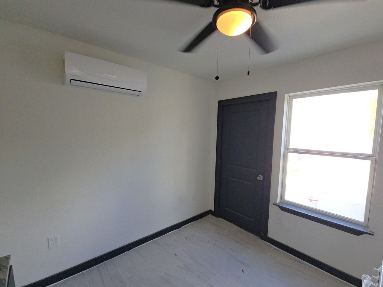 9010 Linda Vista Rd #C - Photo 5 of 13