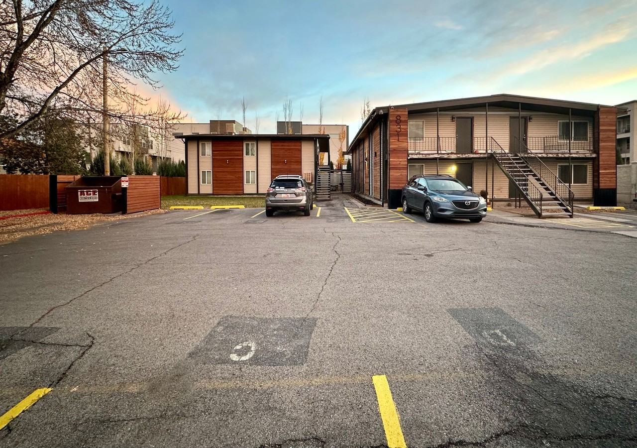 Recently Remodeled 2 Bd 1 Ba Apt in Midvale - Photo 4 of 7