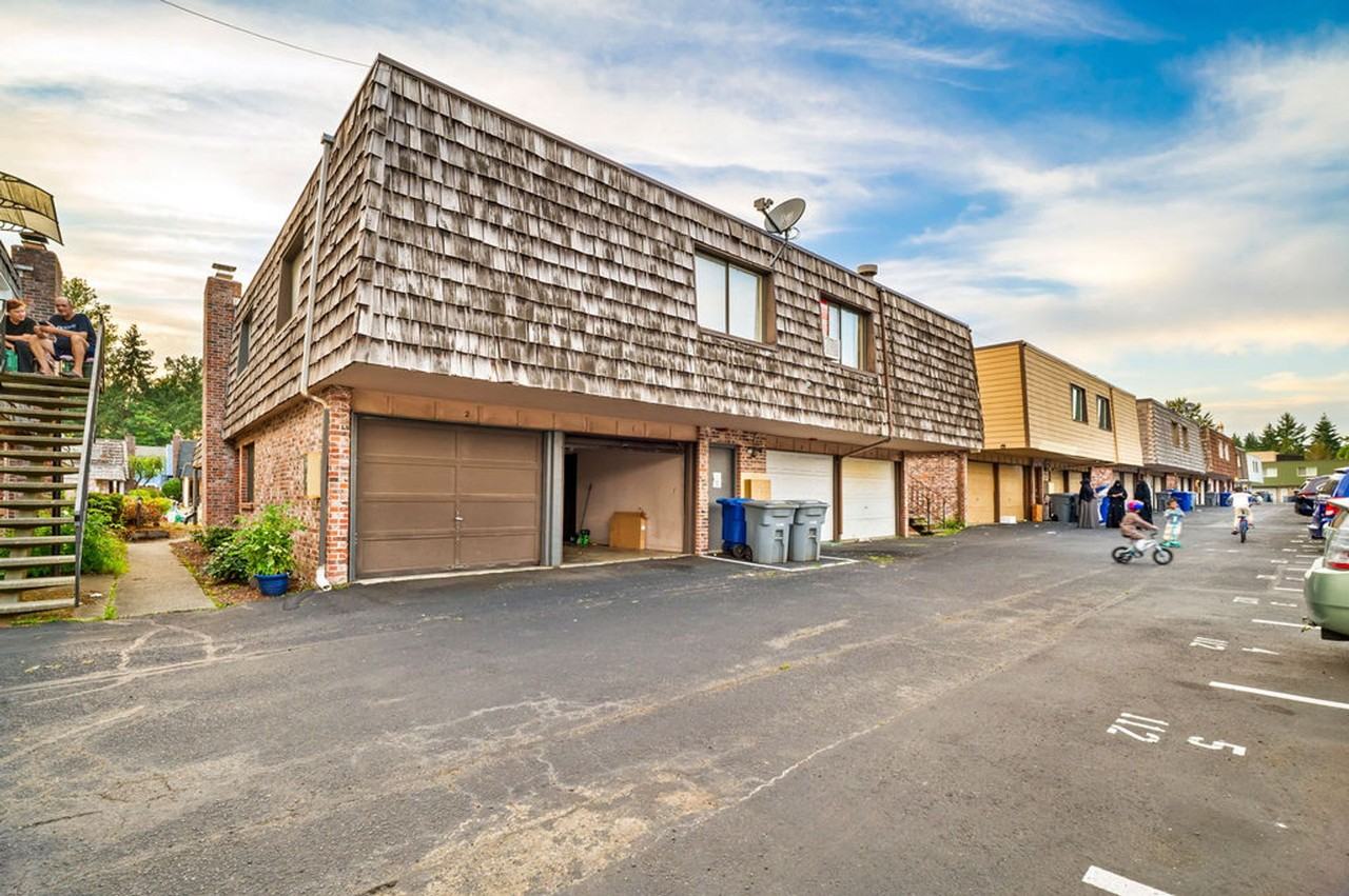 Gary Apartments | - Photo 3 of 4