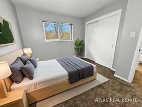 64 Newport Circle #5B - Photo 1 of 1