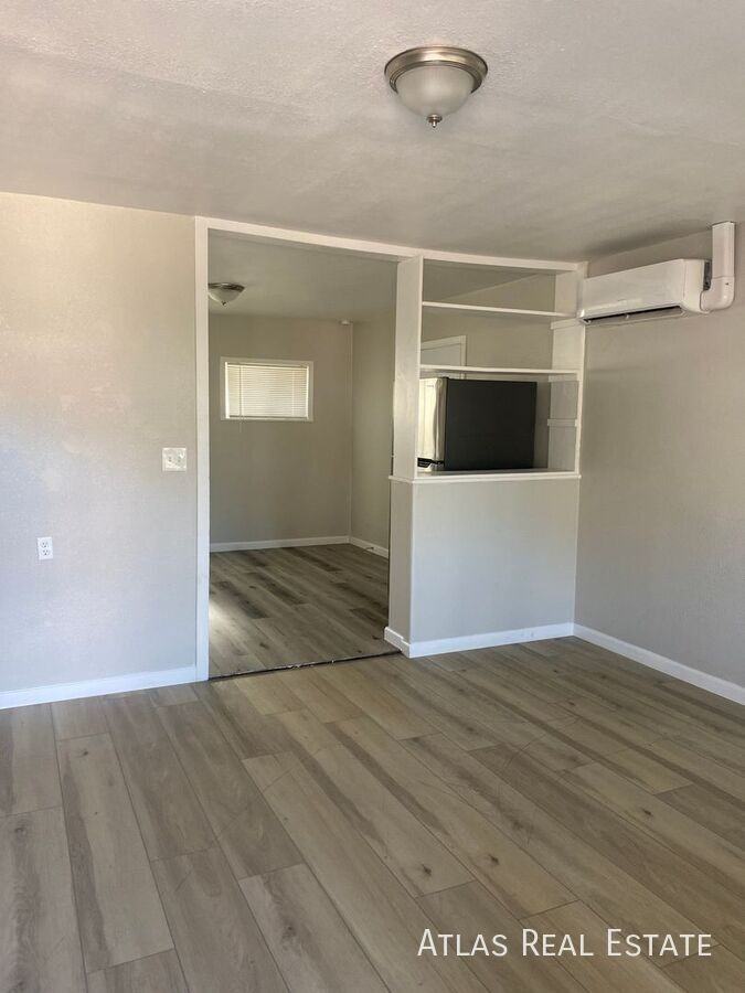 1741 W Desert Cove Ave #1 - Photo 6 of 10