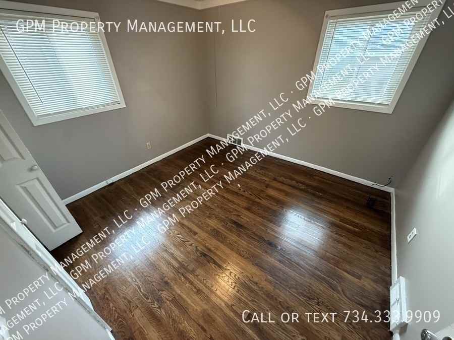 15000 Petrie Street - Photo 4 of 9